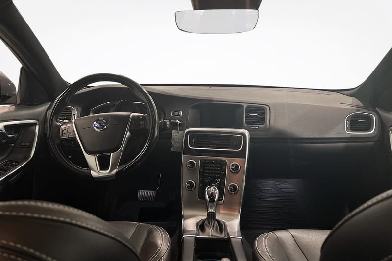 Volvo V60 bild 8