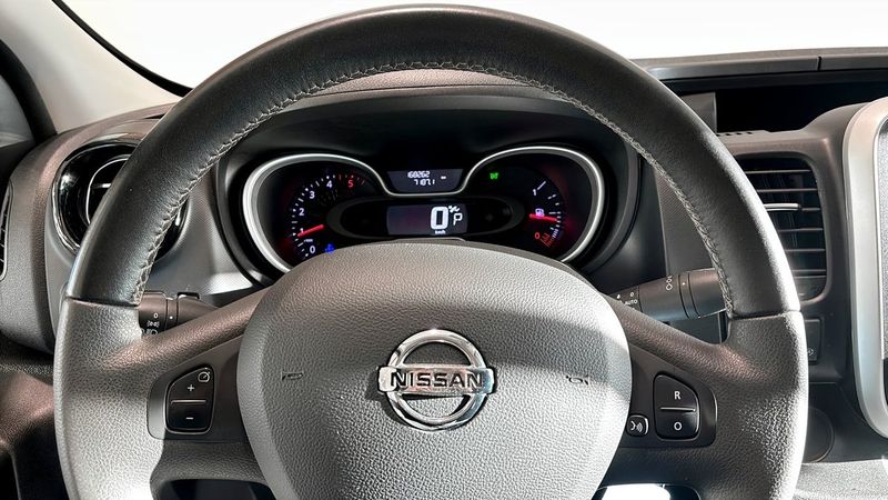 Nissan NV300 bild 14