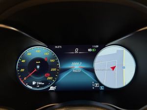 Mercedes GLC220 bild 11