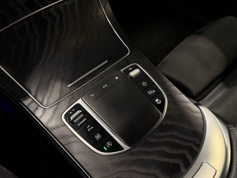 Mercedes GLC220 bild 17