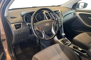 Hyundai i30 bild 8