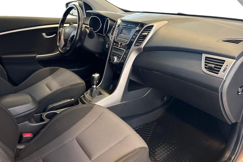 Hyundai i30 bild 10