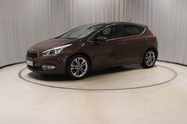 Kia Cee´d 1.6 CRDi 128hk Kamera Sensorer Pano Läder - 2013