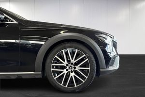 Mercedes E220 bild 3