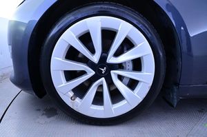 Tesla Model 3 bild 27