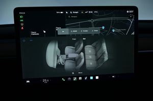 Tesla Model 3 bild 21