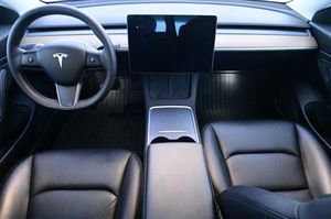 Tesla Model 3 bild 6