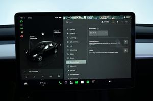Tesla Model Y bild 15