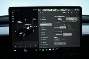 Tesla Model Y bild 16