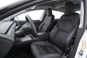 Tesla Model 3 bild 8