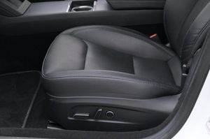 Tesla Model 3 bild 10