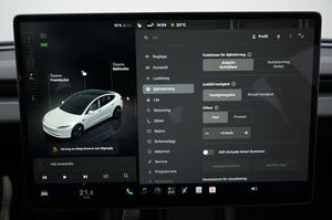 Tesla Model 3 bild 14