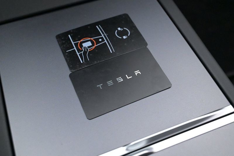 Tesla Model 3 bild 24
