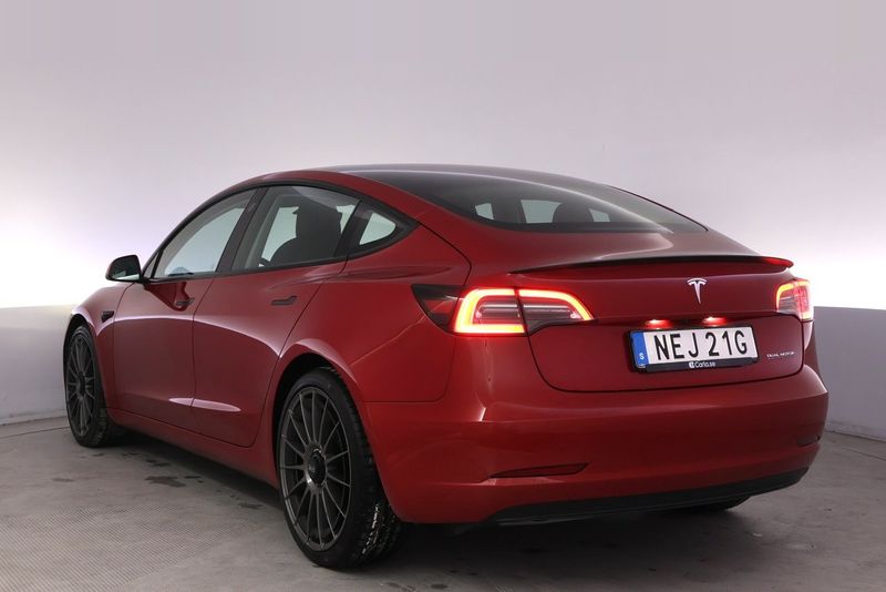 Tesla Model 3 bild 4