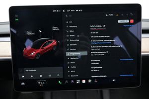 Tesla Model 3 bild 14