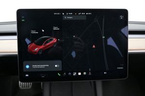 Tesla Model 3 bild 19