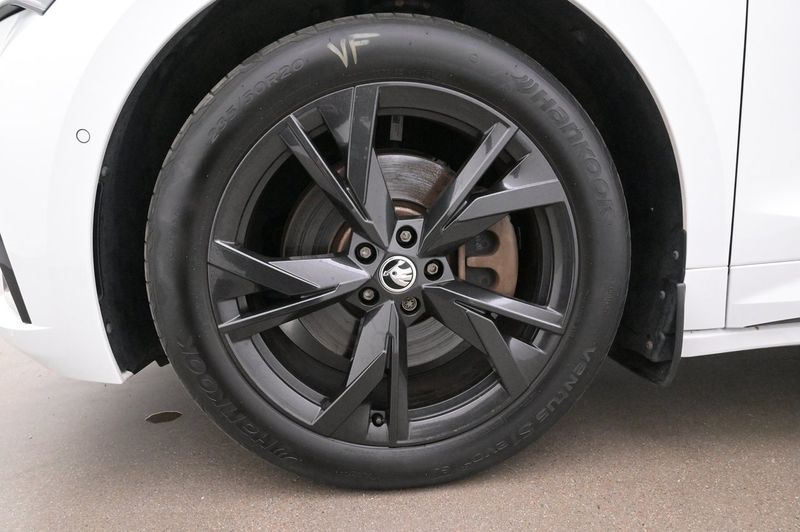 Skoda Enyaq bild 27