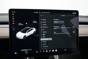 Tesla Model 3 bild 16