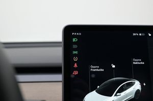 Tesla Model 3 bild 22