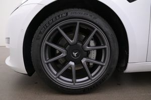 Tesla Model 3 bild 27