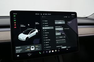 Tesla Model 3 bild 15