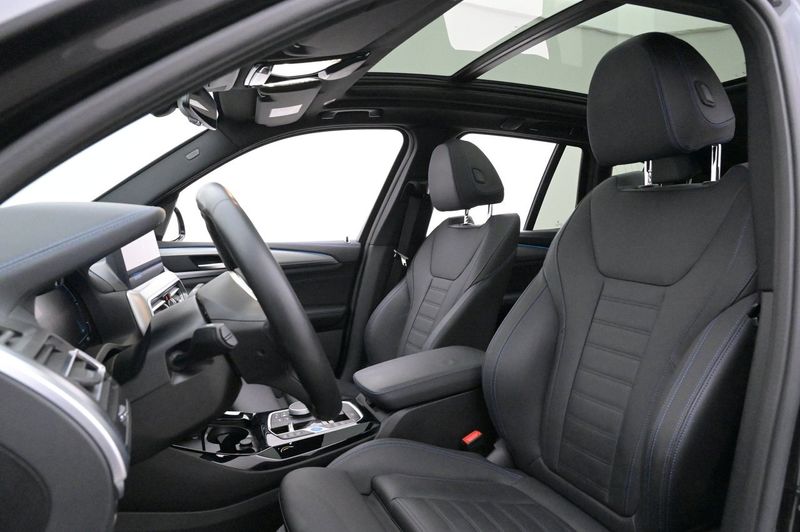 BMW iX3 bild 11