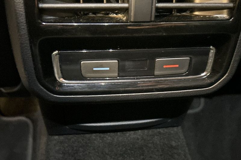 Volkswagen Passat bild 19
