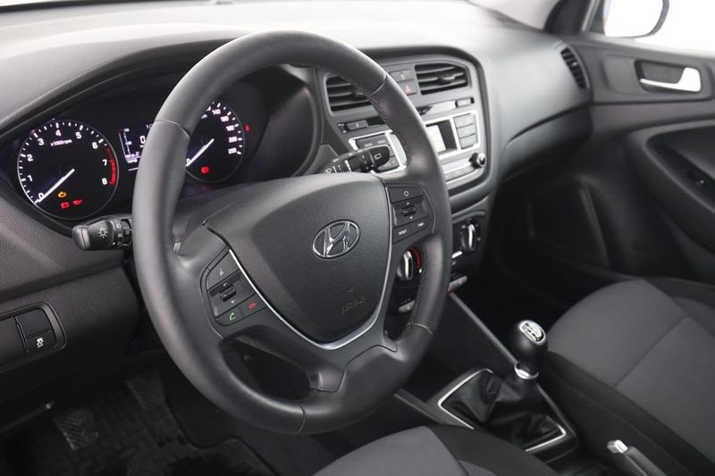 Hyundai i20 bild 12