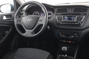 Hyundai i20 bild 14