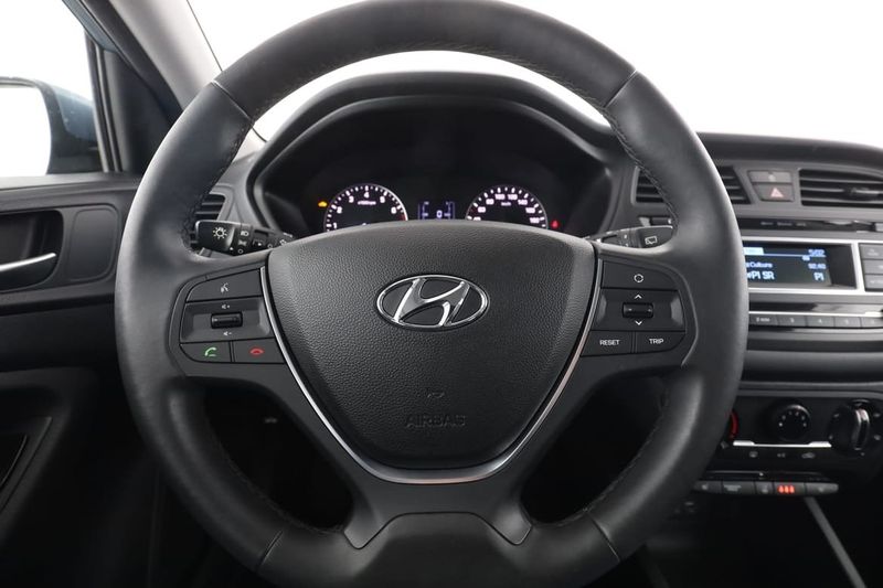 Hyundai i20 bild 19