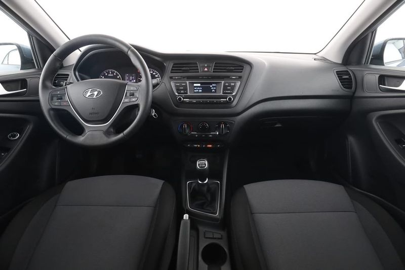 Hyundai i20 bild 13