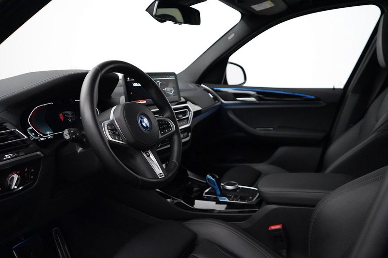 BMW iX3 bild 8