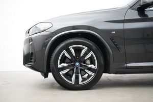 BMW iX3 bild 2