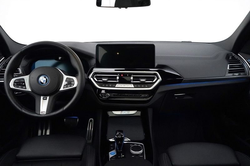 BMW iX3 bild 12