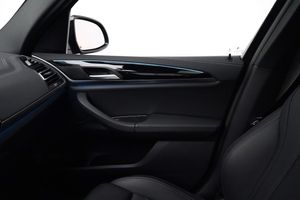 BMW iX3 bild 23
