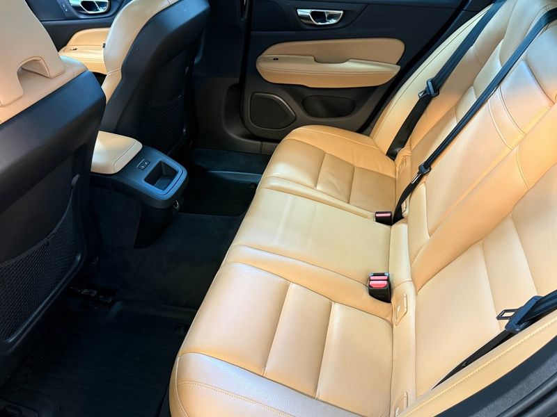 Volvo V60 bild 10