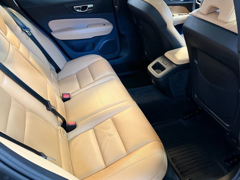 Volvo V60 bild 11