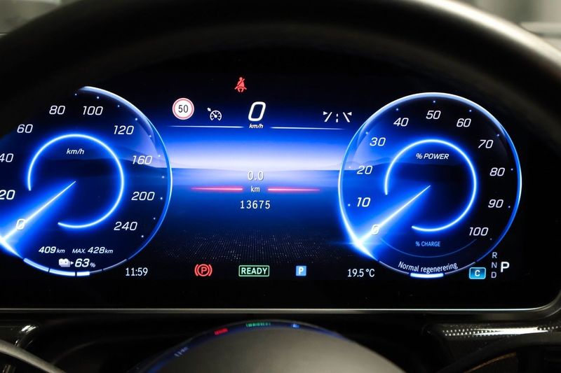 Mercedes EQE350+ bild 13