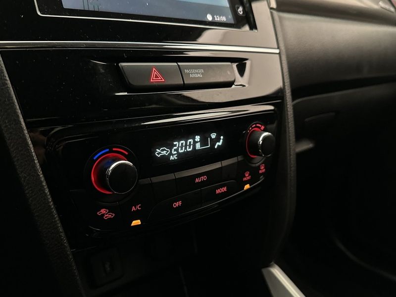 Suzuki Vitara bild 24
