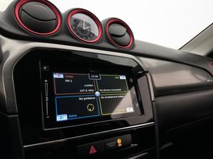 Suzuki Vitara bild 20
