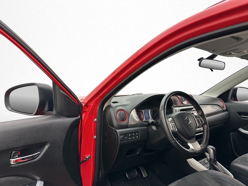 Suzuki Vitara bild 11