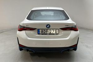 BMW i4 bild 5