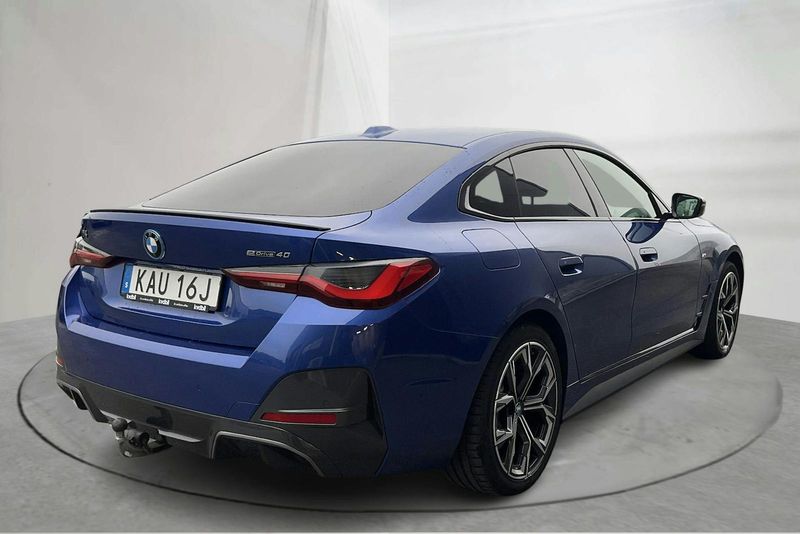 BMW i4 bild 3