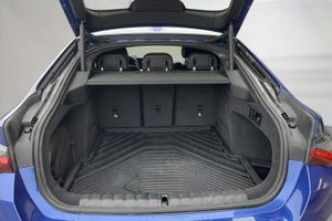 BMW i4 bild 9