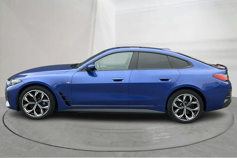 BMW i4 bild 2