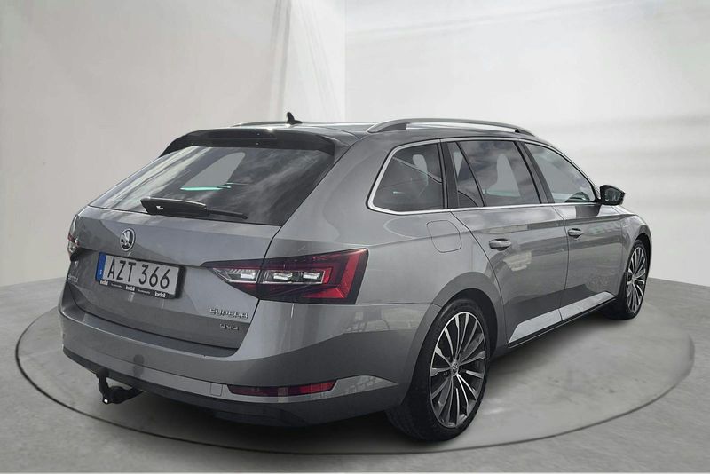 Skoda Superb bild 3