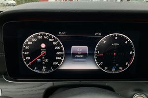 Mercedes E220 bild 10