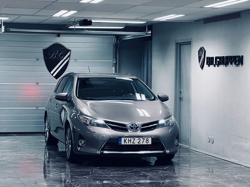 Toyota Auris bild 2