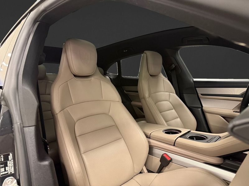 Porsche Taycan bild 13