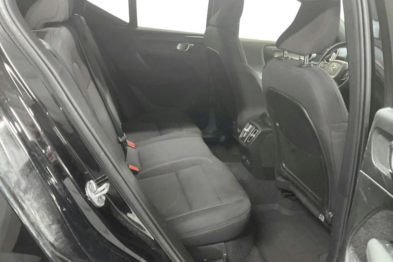 Volvo XC40 bild 8
